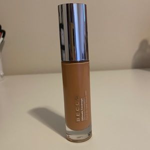 Becca ultimate coverage 24 hour foundation
